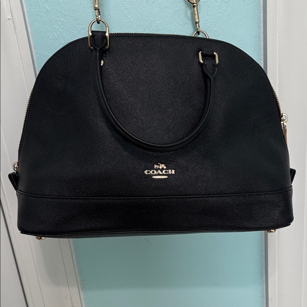 Coach Sierra Black leather dome Satchel crossbody Bag